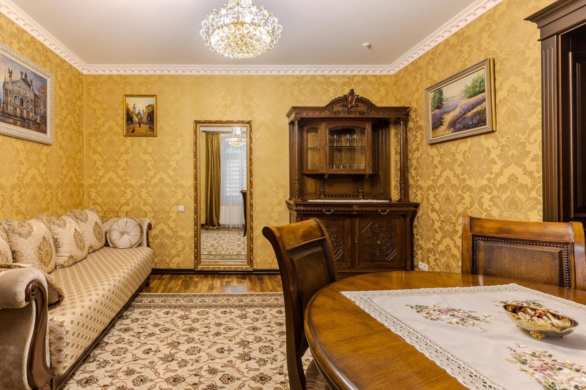 Luxury Boutique Andreevskiy Lviv Kültér fotó