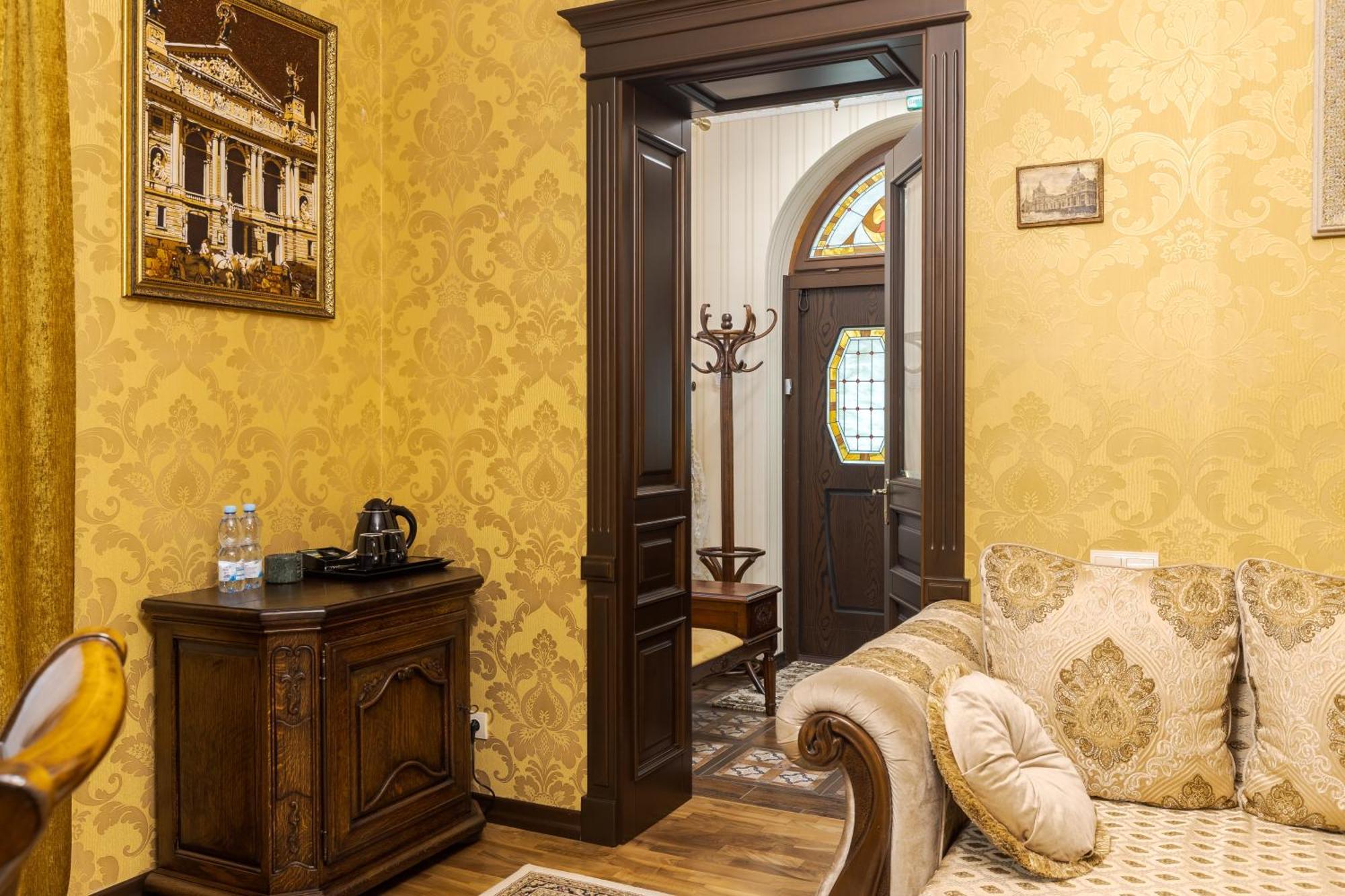 Luxury Boutique Andreevskiy Lviv Kültér fotó