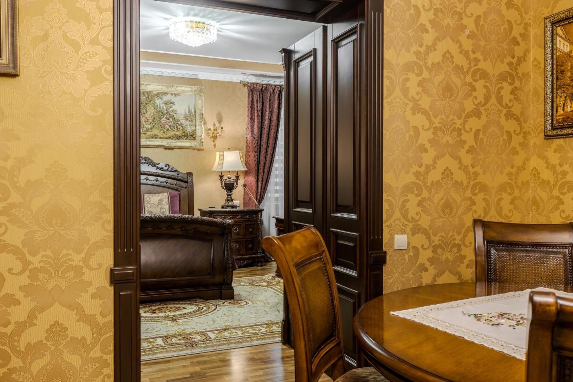 Luxury Boutique Andreevskiy Lviv Kültér fotó